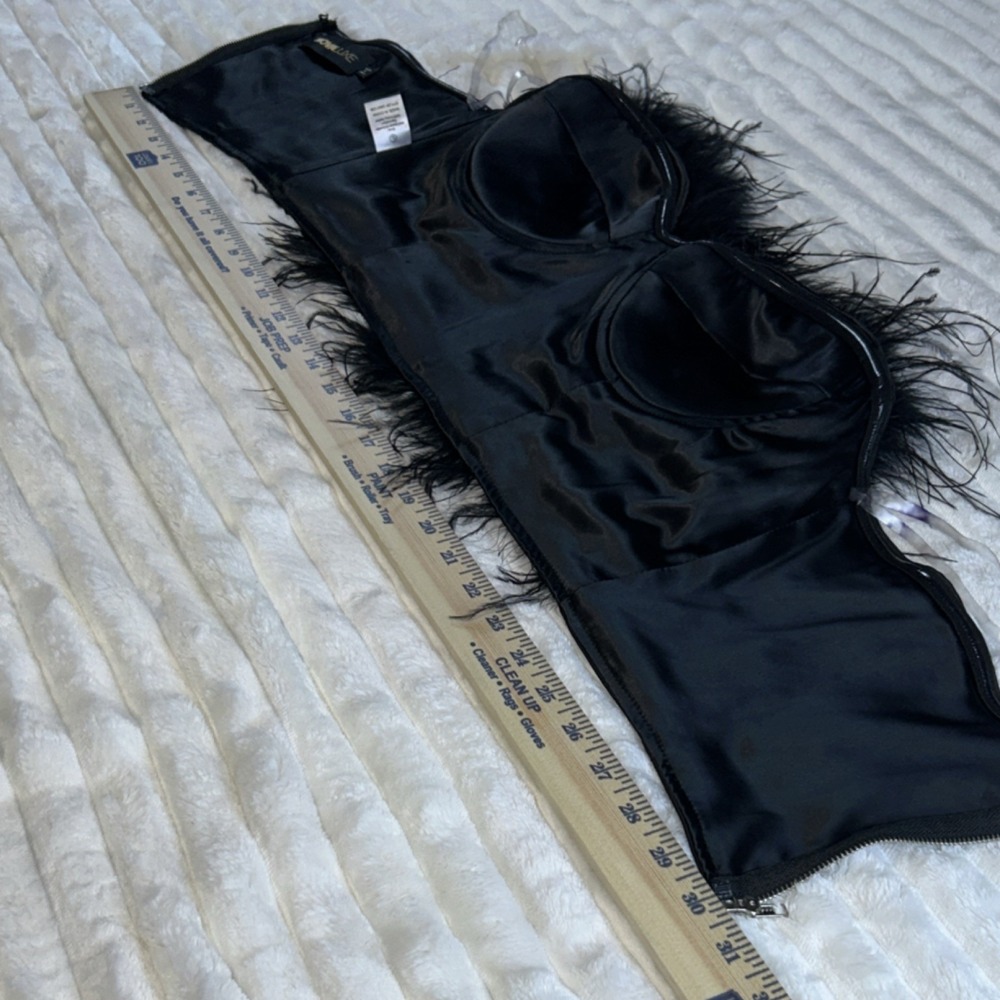 NovaLuxe Black Feather Strapless Bustier Corset Top Size L - Picture 16 of 16